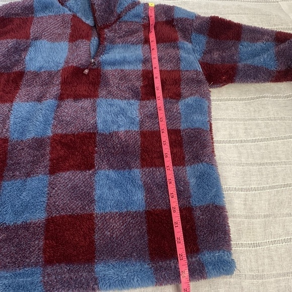 Eddie Bauer checkered faux furry material pullover. - Picture 8 of 11